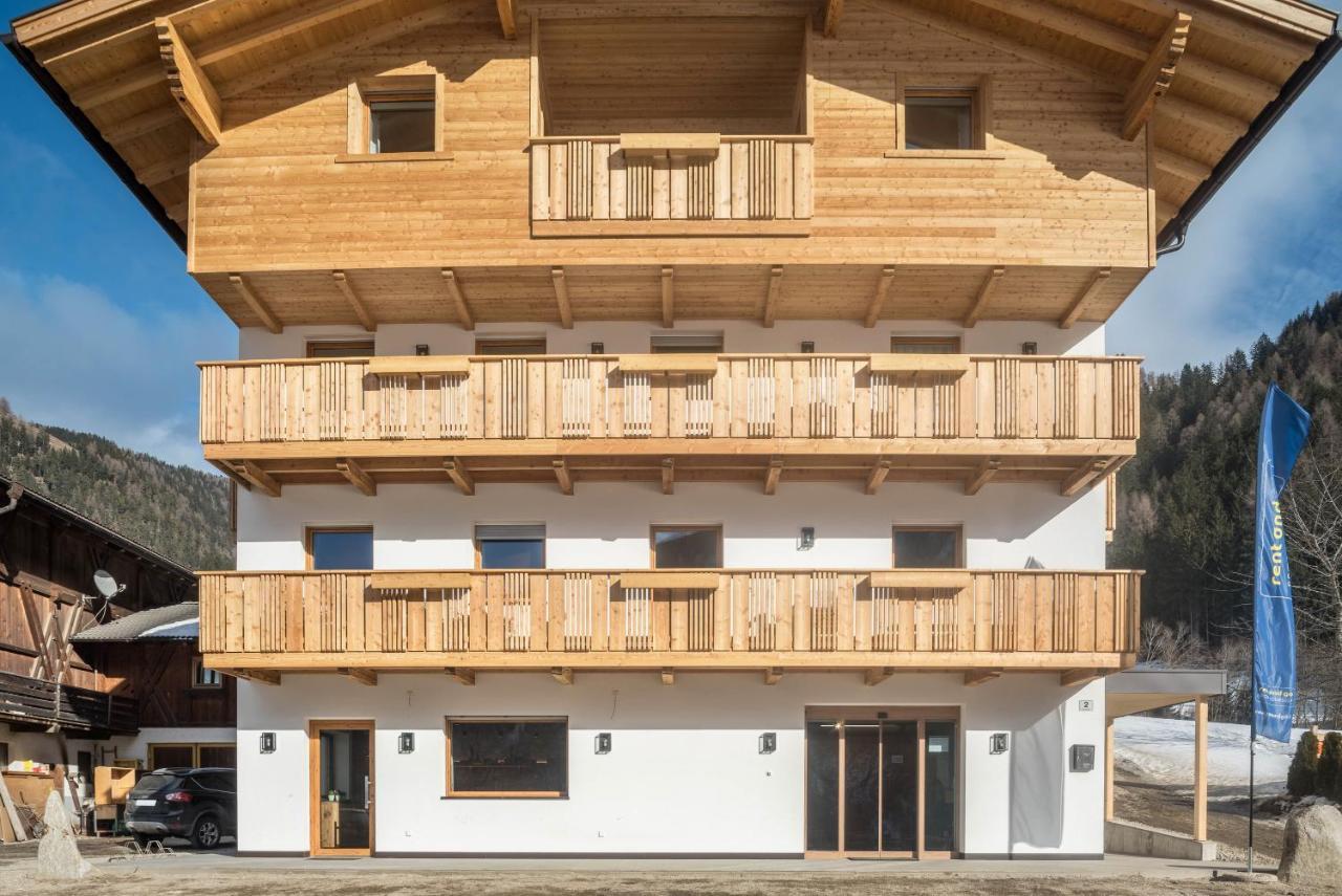 Balbeinhof Apt Hirsch Luson Exterior photo